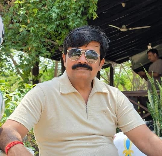 Portrait of Anand Shrivastava, founder of Elara Visuals